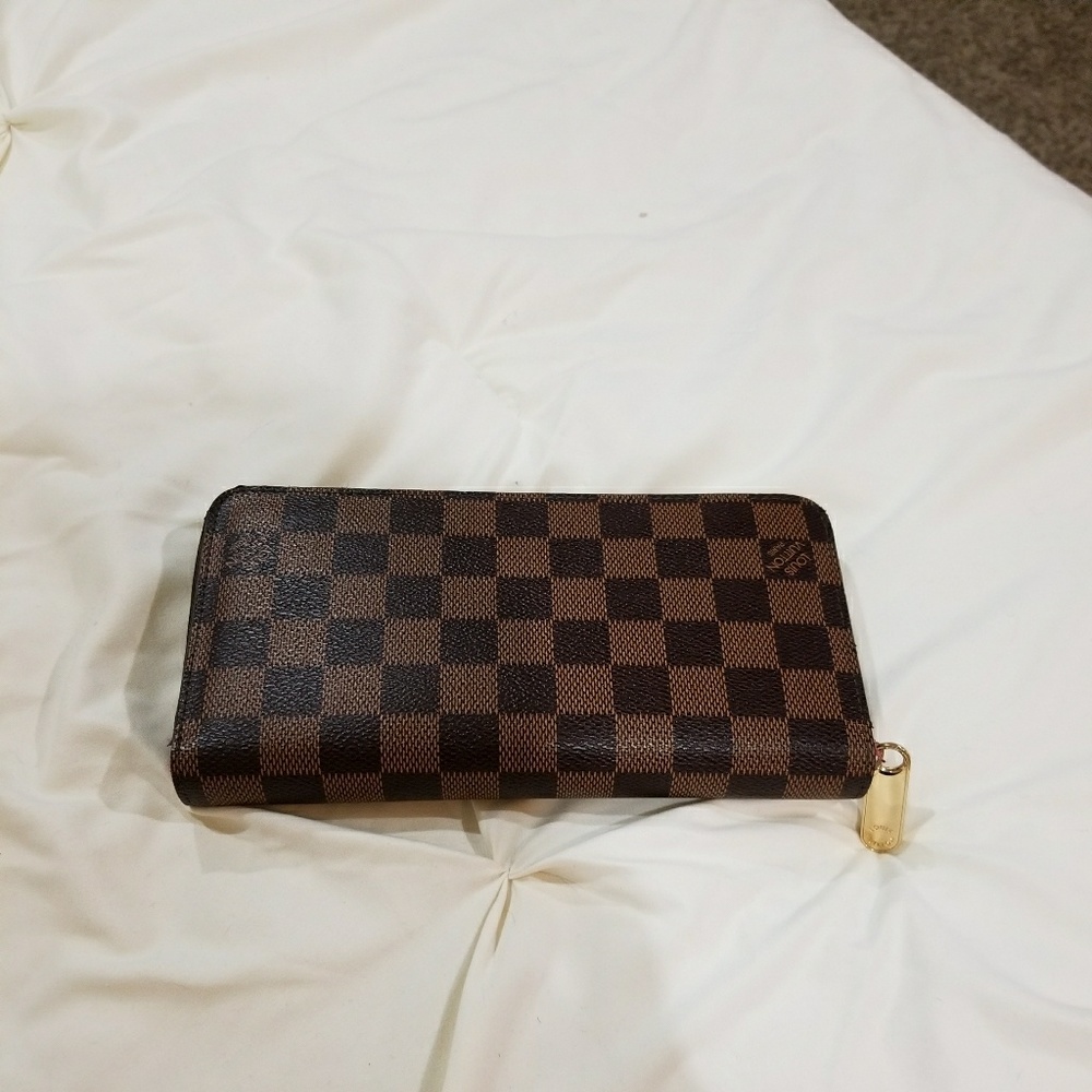 Louis vuitton wallet